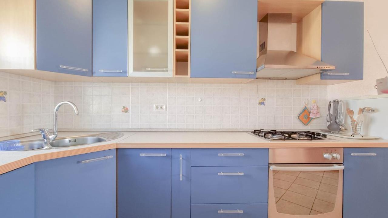 Stelia Apartment Новиград Екстериор снимка